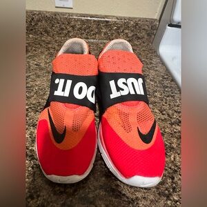 Nike Lunarfly 306 JUST DO IT Light Crimson shoes size 13